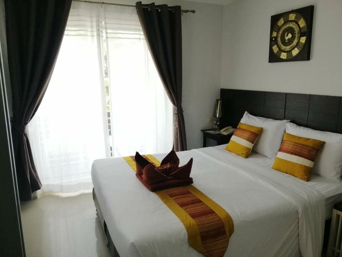 Montana Court Pattaya Apartment Exterior photo